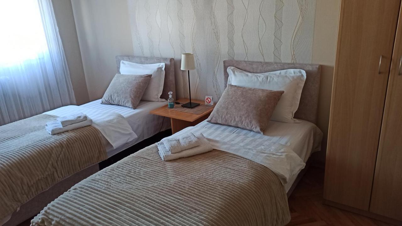 Community Park Apartment Ниш Экстерьер фото