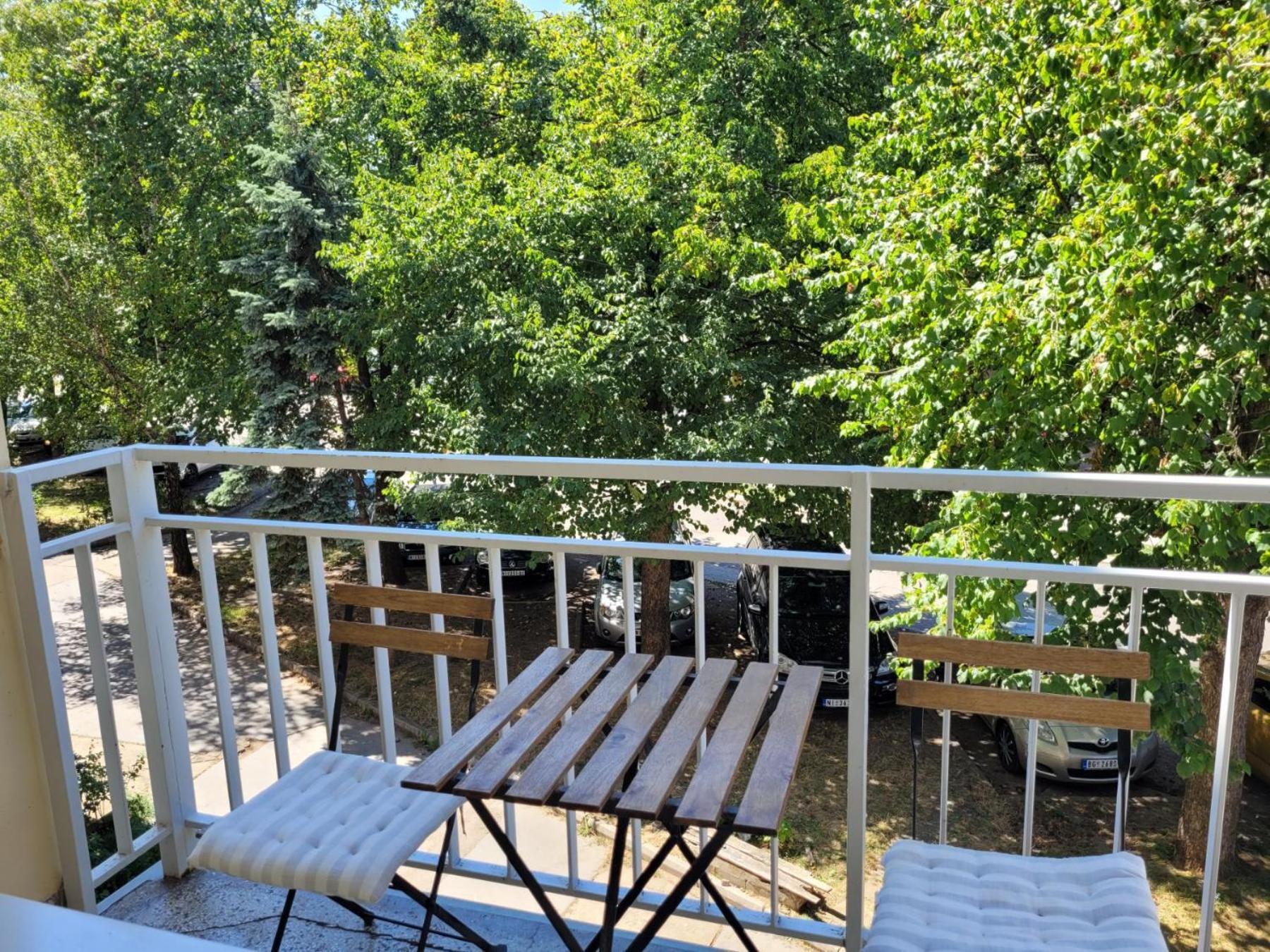 Community Park Apartment Ниш Экстерьер фото